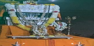 ಬೆಂಗಳೂರಿನ ರಾಯರ ಮಠಗಳಲ್ಲಿ ಕಾರ್ತಿಕ ದೀಪೋತ್ಸವ