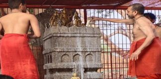 ಶ್ರೀರಾಯರ ಏಕಶಿಲಾ ಬೃಂದಾವನಕ್ಕೆ ಶ್ರೀ ಪಲಿಮಾರು ಮಠದ ಉಭಯ ಮಠಾಧೀಶರಿಂದ ಅಭಿಷೇಕ