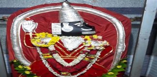 ಹುಚ್ಚುರಾಯಸ್ವಾಮಿ ಎಂದೇ ಪ್ರಸಿದ್ದಿ ಪಡೆದ ಆಂಜನೇಯ ದೇವನಿವನು