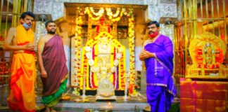 ಶ್ರೀ ರಾಯರ ಸನ್ನಿಧಿಯಲ್ಲಿ ದಾಸವಾಣಿ ಸೇವೆ