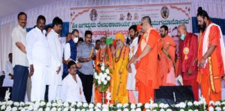 ಬದುಕಿಗೆ ಸಂಸ್ಕಾರ ಕೊಟ್ಟ ಕೀರ್ತಿ ಶ್ರೀ ಜಗದ್ಗುರು ರೇಣುಕಾಚಾರ್ಯರಿಗೆ ಸಲ್ಲುತ್ತದೆ: ರಂಭಾಪುರಿ ಜಗದ್ಗುರುಗಳು