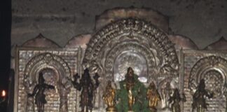 ಶ್ರೀ ವಿದ್ಯಾಪ್ರಸನ್ನ ತೀರ್ಥ ಸ್ವಾಮೀಜಿ ಅವರಿಂದ ತೊಟ್ಟಿಲು ಪೂಜಾ ಸೇವೆ