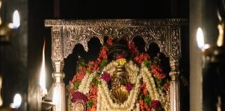 ಕಟೀಲು ಶ್ರೀ ದುರ್ಗಾಪರಮೇಶ್ವರಿ ಅಮ್ಮನವರಿಗೆ ಶನಿವಾರದ ಅಲಂಕಾರ