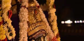 ಉಡುಪಿ ಶ್ರೀಕೃಷ್ಣ ದೇವರಿಗೆ ಇಂದಿನ ಅಲಂಕಾರ