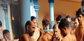 ಕುಕ್ಕೆ ಶ್ರೀಗಳಿಂದ ಮುದ್ರಾಧಾರಣೆ ಕಾರ್ಯಕ್ರಮ