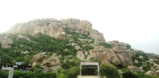 ಹನುಮನುದಿಸಿದ ತಾಣ ಅಂಜನಾದ್ರಿ ಪರ್ವತ