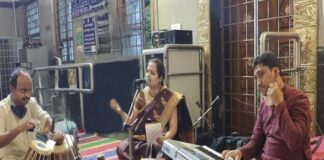 ತಿರುಮಲ ತಿರುಪತಿ ದೇವಸ್ಥಾನದಲ್ಲಿ ಸಂಗೀತ ಸೇವೆ
