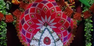 ಕಪ್ಪೆಚಿಪ್ಪುಗಳಿಂದ ಸಿಂಗಾರಗೊಂಡಿರುವ ಶ್ರೀ ಗಂಗಮ್ಮ ದೇವಿ