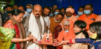 ಸುತ್ತೂರು ಮಠಕ್ಕೆ ಮುಖ್ಯಮಂತ್ರಿ ಬಸವರಾಜ ಬೊಮ್ಮಾಯಿ ಭೇಟಿ