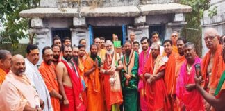 ಸ್ವಾರ್ಥ ರಹಿತ ಬದುಕಿಗೆ ಬೆಲೆ, ಬಲವಿದೆ: ರಂಭಾಪುರಿ ಶ್ರೀ