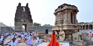 ಶ್ರೀ ವಚನಾನಂದ ಸ್ವಾಮಿ ನೇತೃತ್ವದಲ್ಲಿ ಹಂಪಿಯಲ್ಲಿ ಯೋಗೋತ್ಸವ