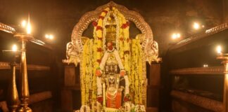 ಉಡುಪಿ ಶ್ರೀಕೃಷ್ಣ ದೇವರಿಗೆ ಅಂದದ ಅಲಂಕಾರ