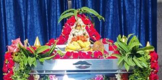 ಶ್ರೀ ಸೋಮನಾಥೇಶ್ವರ ದೇಗುಲದಲ್ಲಿ ಸೋಮವಾರದ ಅಲಂಕಾರ